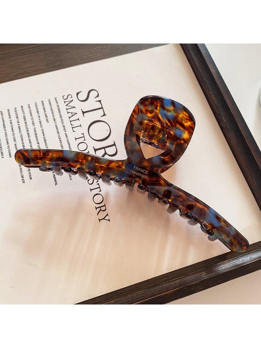 Beau - Vintage Straight Hair Claw Clip