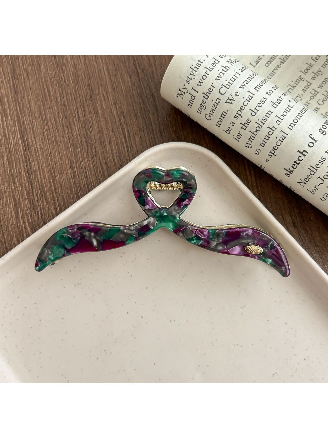 Beau - Gradient Textured Hair Claw Clip