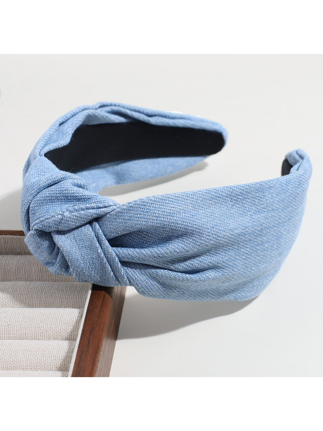 Gifty - Retro Style Wide Front Knot Headband