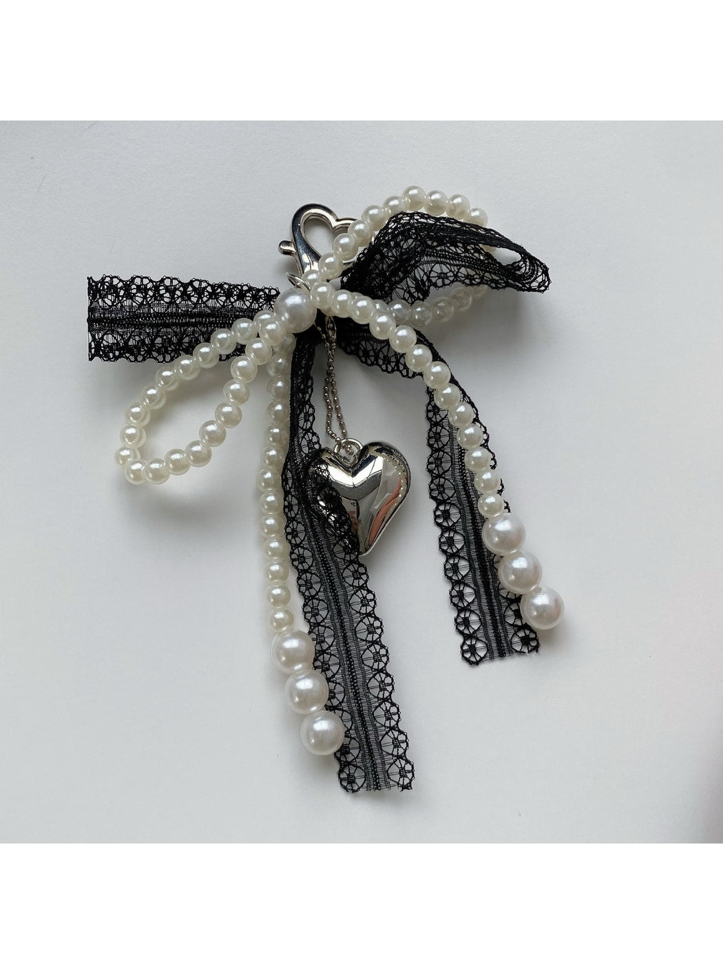 Keypus - Lace Bow Beaded Heart Pendant Bag Charm Keychain