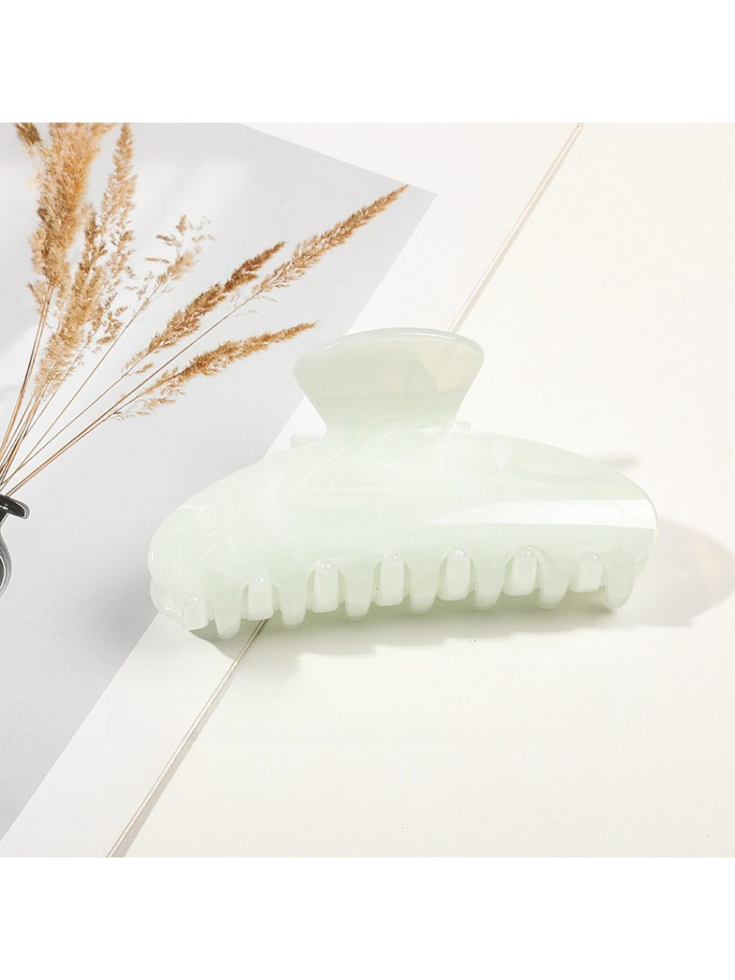 Beau - Marble-Textured Hair Clip