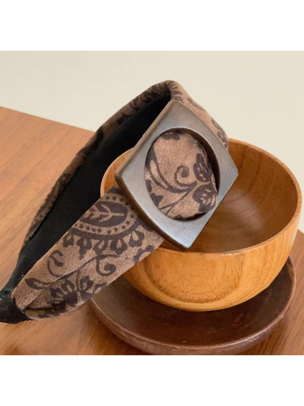 Gifty - Cashew Flower Wide-Edged Hair Hoop