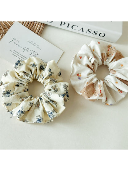 Gifty - Sweet Floral Print Scrunchie