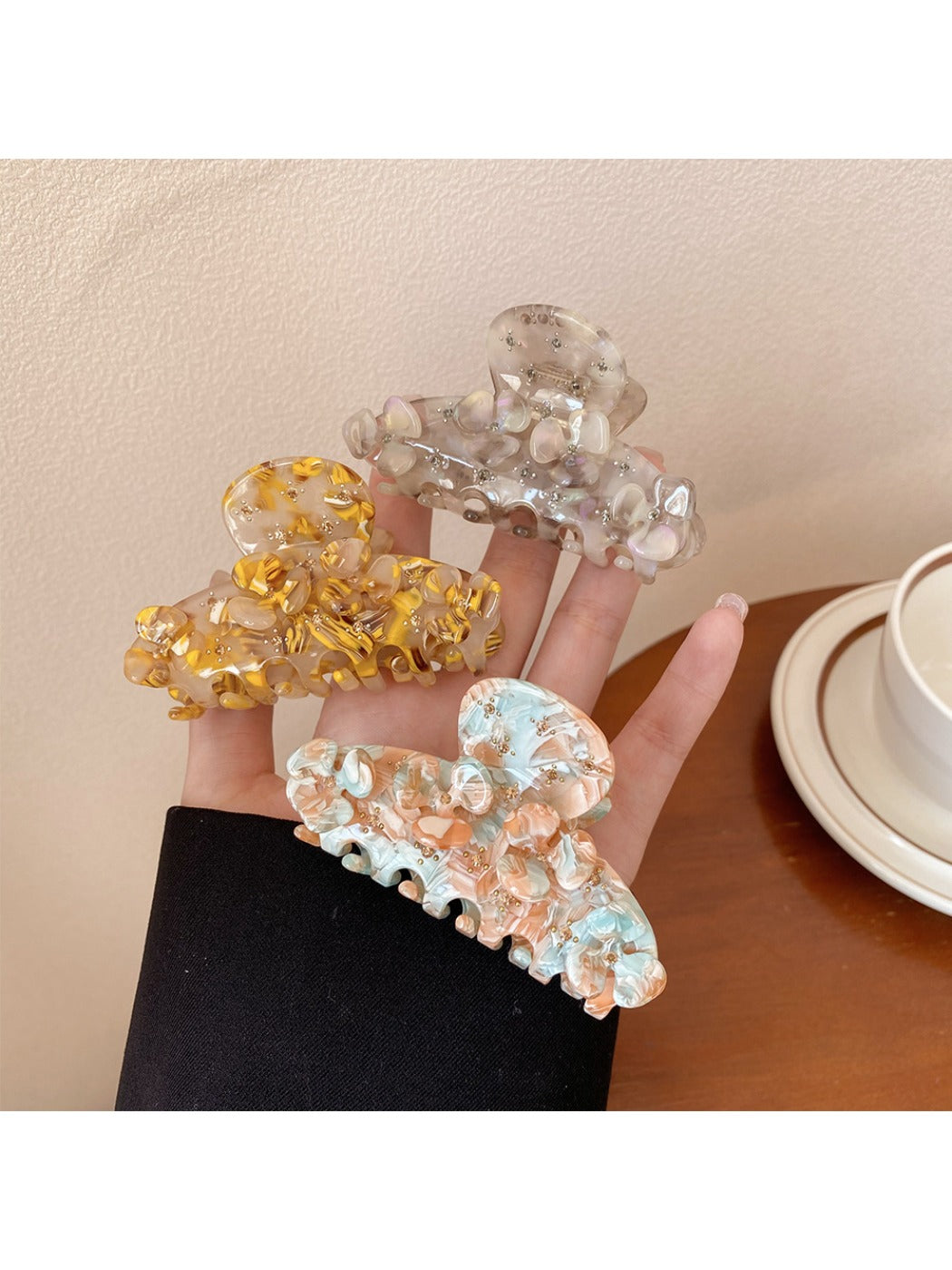 Beau - Elegant Clover Patterned Hair Claw Clip