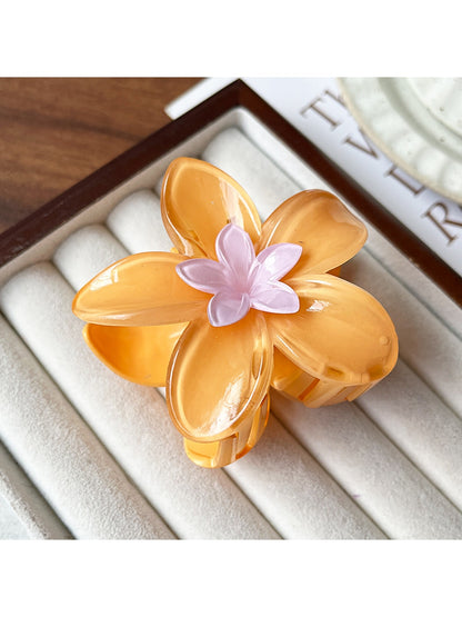 Beau - Glossy Flower Shape Plastic Alloy Claw Clip