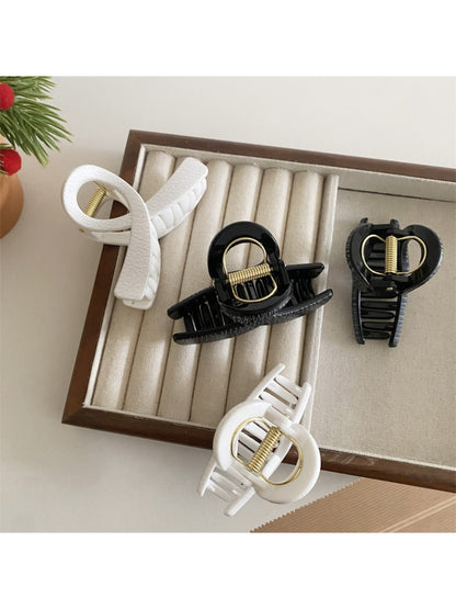 Beau - Black and White Crisscross Hair Claw Clip