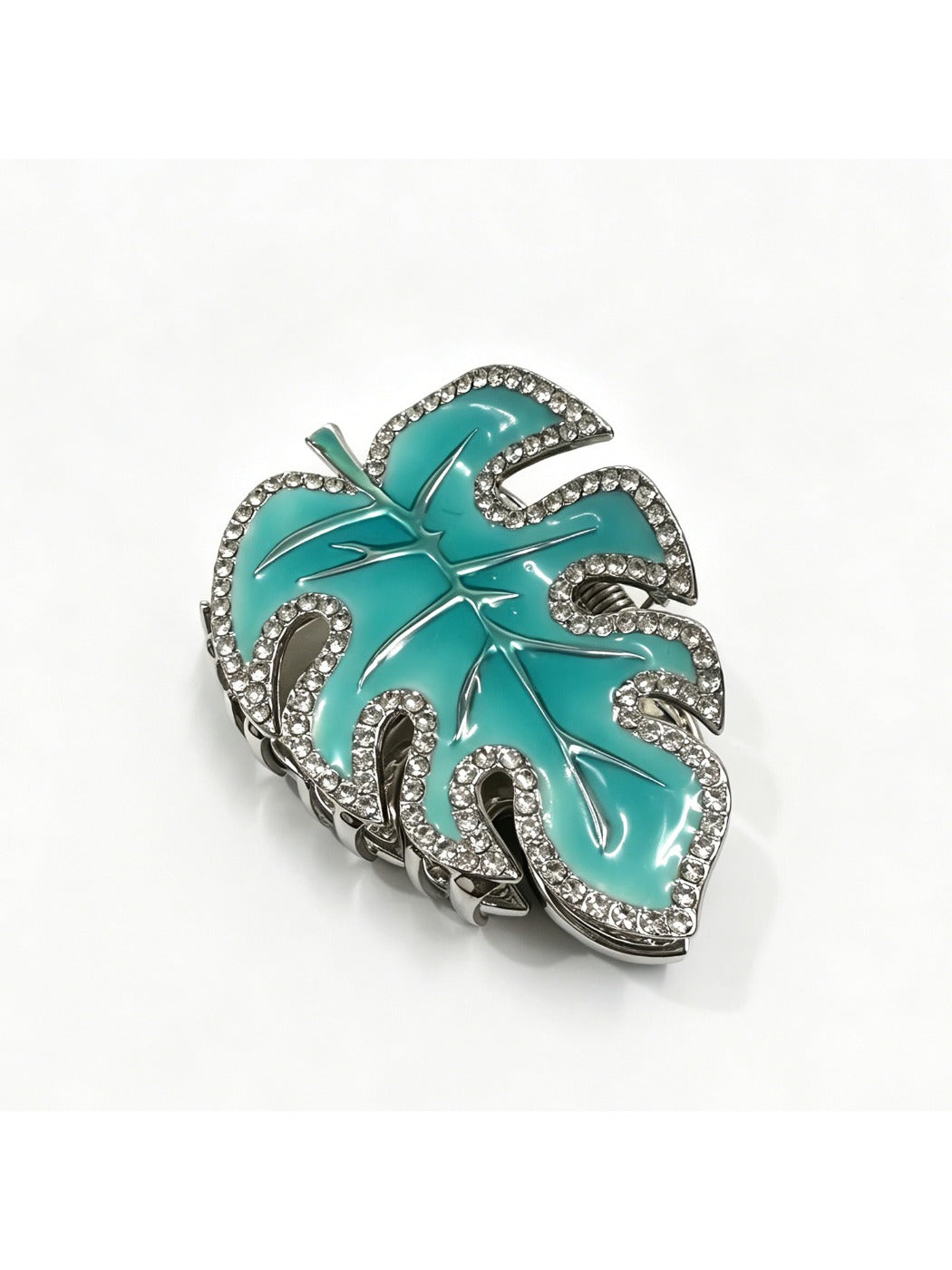 Beau leaf shaped hair clip displayed with matching accessories