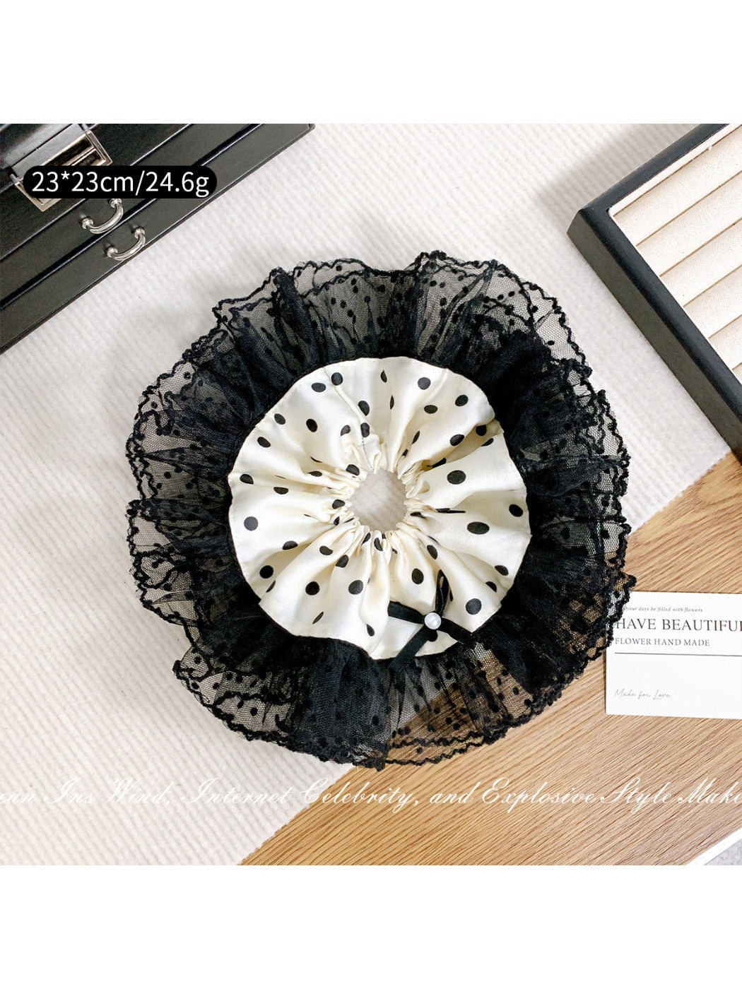 Gifty - Bowknot Wave Point Lace Hair Circle