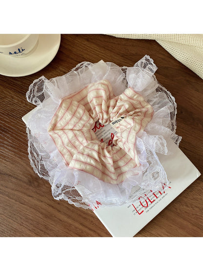 Gifty - Macaron Pastel Lace Trimmed Scrunchies