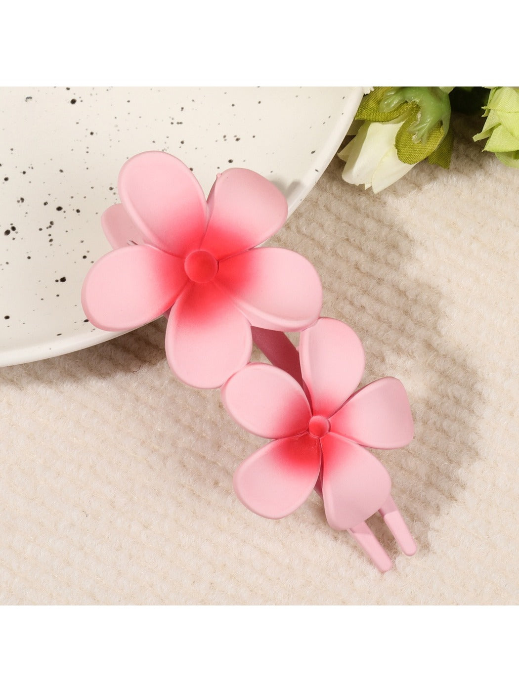 Beau - Colorful Flower Hair Clip