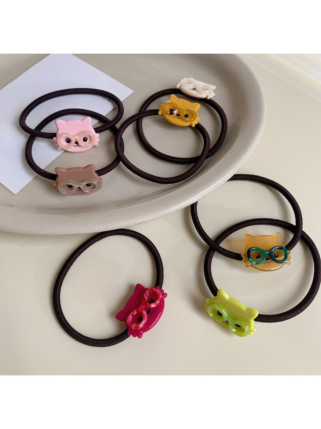 Gifty - Eyeglass-Wearing Puppy Hair Tie