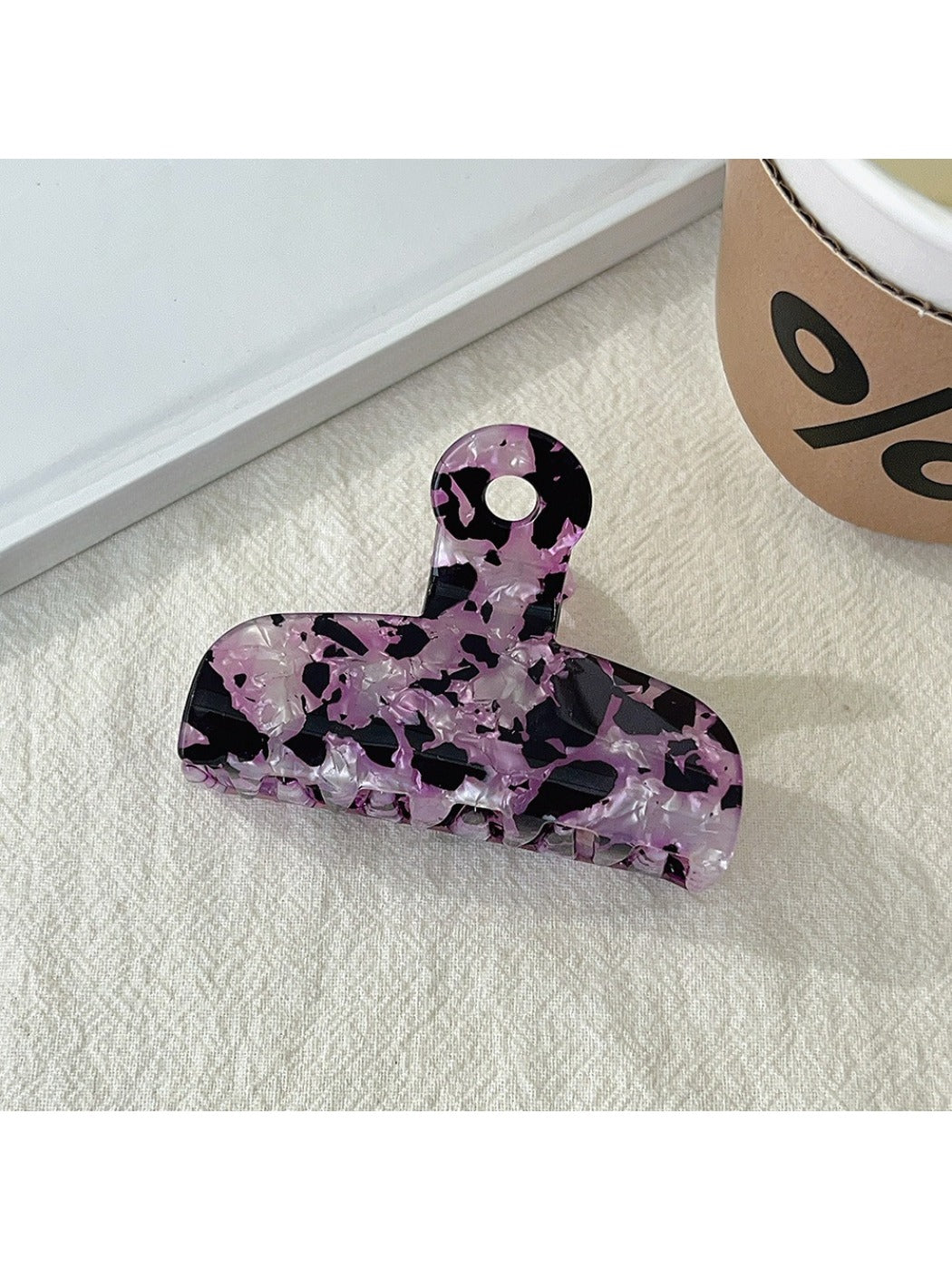 Beau - Retro Exquisite Acetate Hair Clip