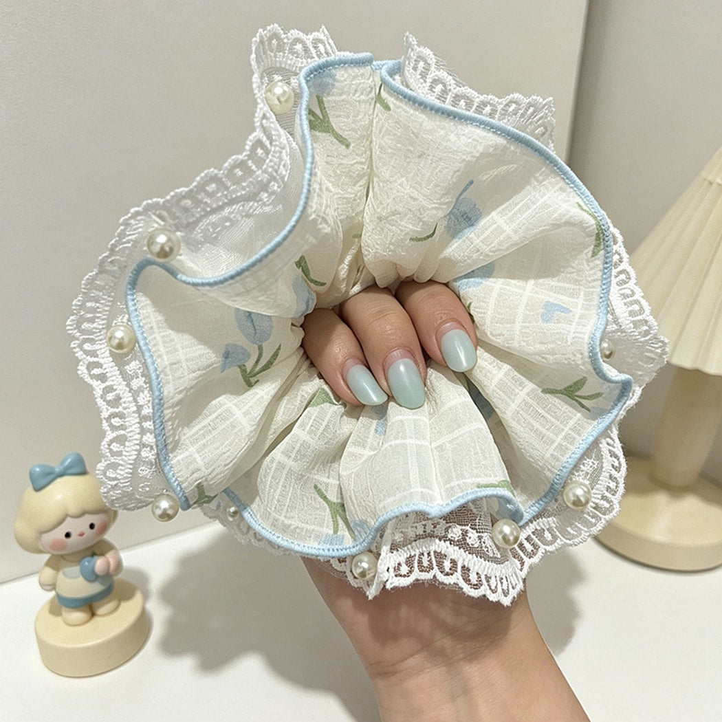 Gifty - Ruffled Floral Print Lace Edge Scrunchie