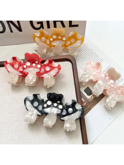 Beau - Three Mushrooms Shapes Hair Clip