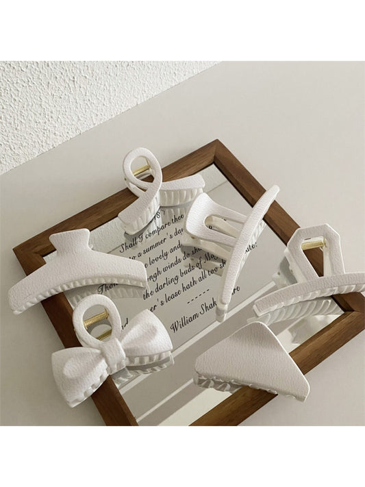 Beau - Elegant White Hair Claw Clip