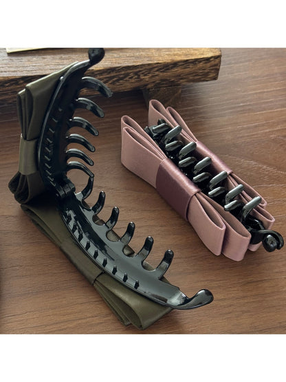 Beau - Sleek Bow Design Plastic Banana Clip