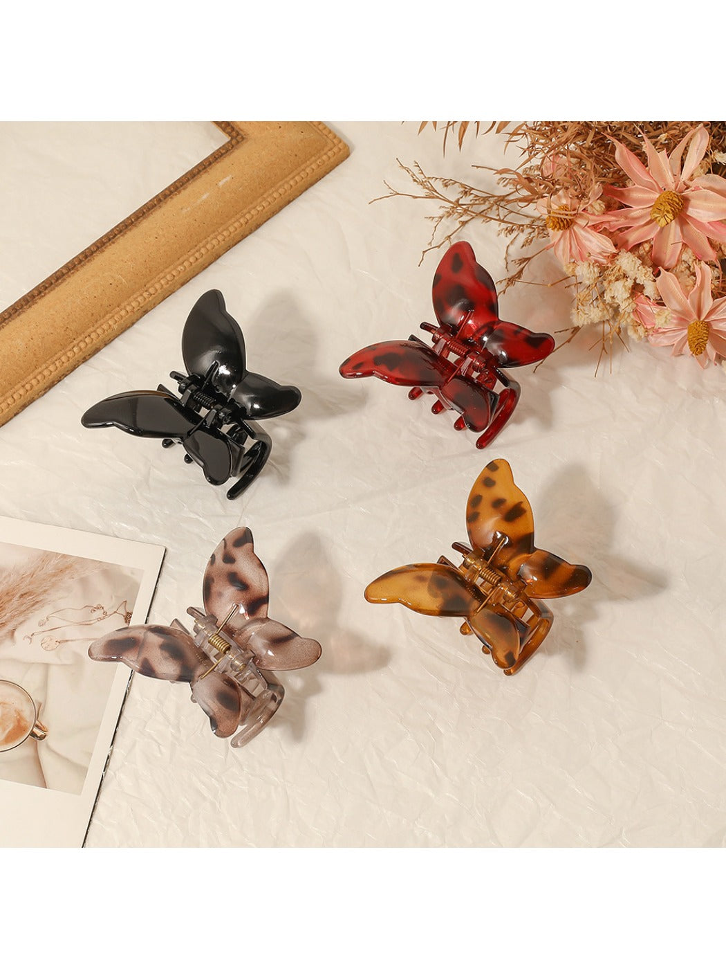 Beau - Vintage Leopard Print Butterfly Claw Clip