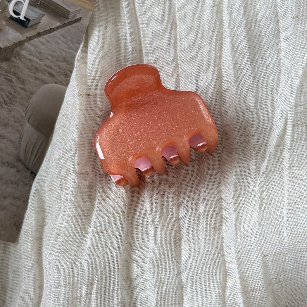 Beau - Glitter Finish Geometric Acrylic Claw Clip