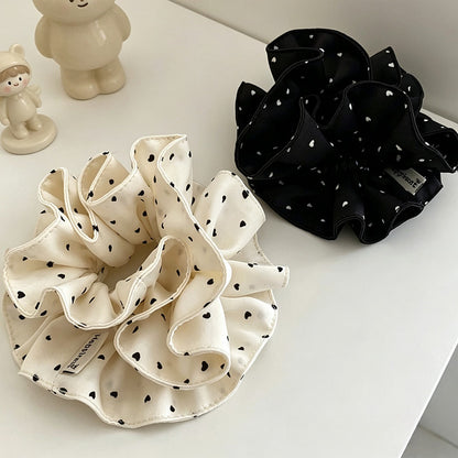 Gifty - Vintage Polka Dot Ruffle Edge Scrunchie