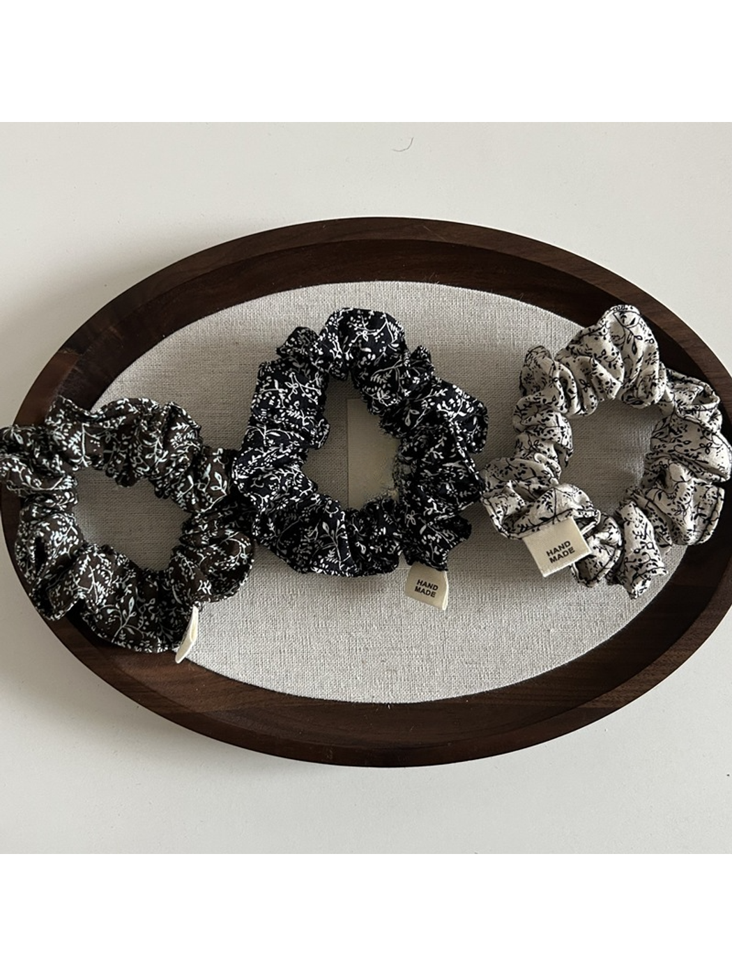 Gifty - Vintage Floral Simple Ponytail Hair Tie