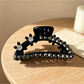 Beau - Floral Detail Plastic Hair Claw Clip