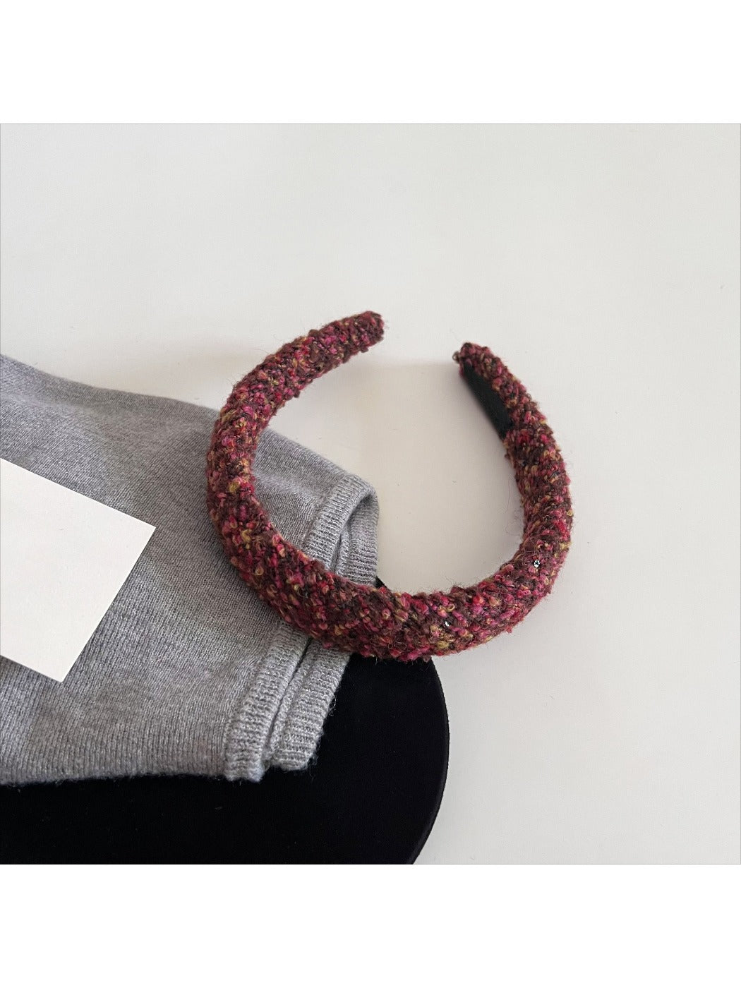 Gifty - Mixed Color Textured Hair Hoop