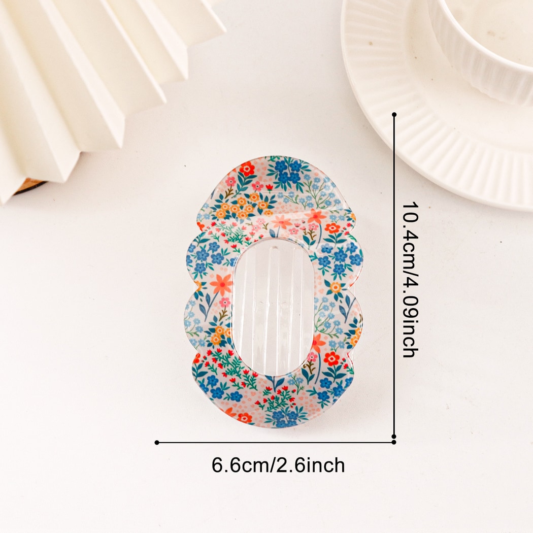 Beau - Oval Shaped Openwork Claw Clip