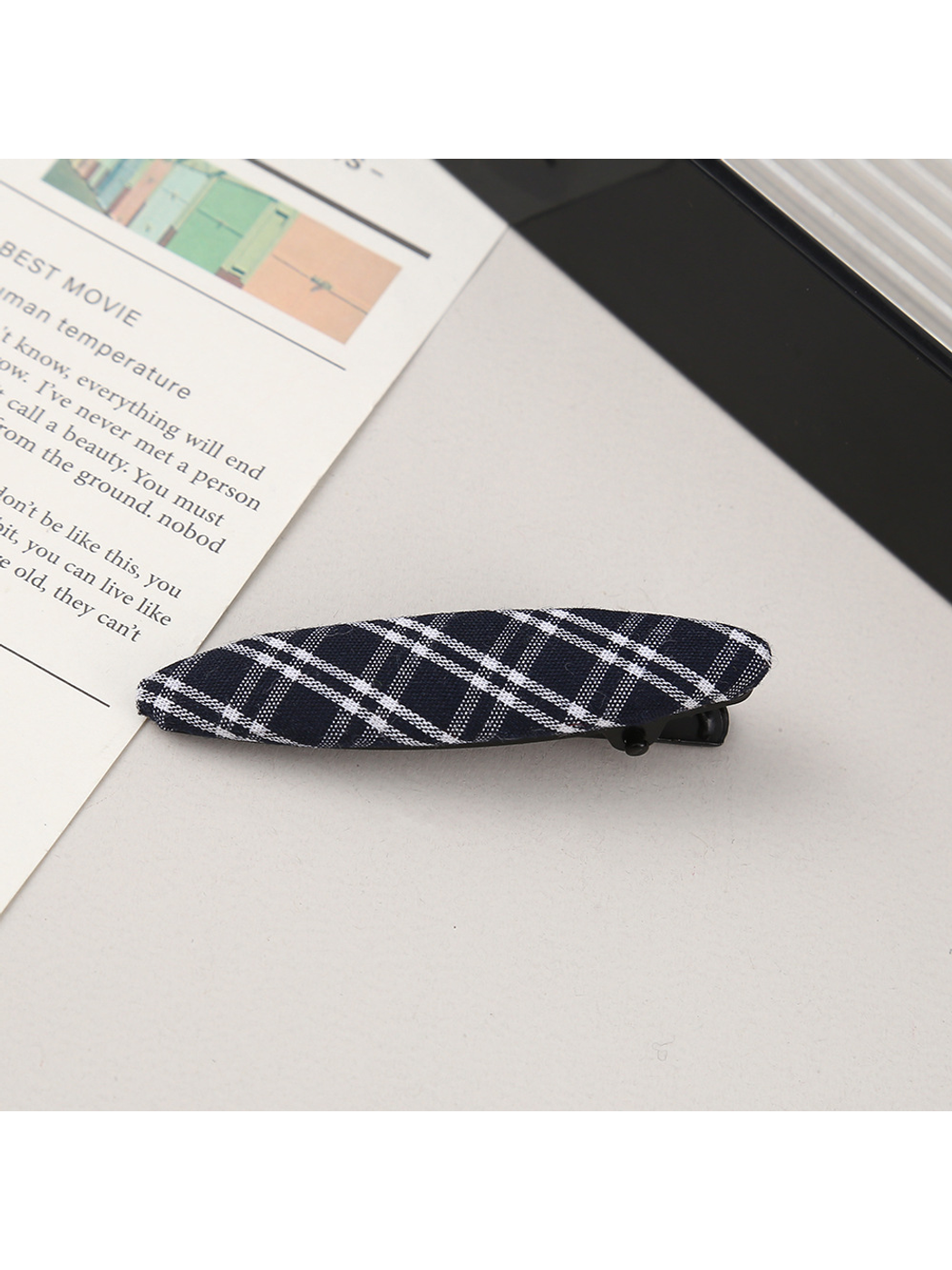 Beau - Plaid Fabric Oval Side Bangs Hair Clip
