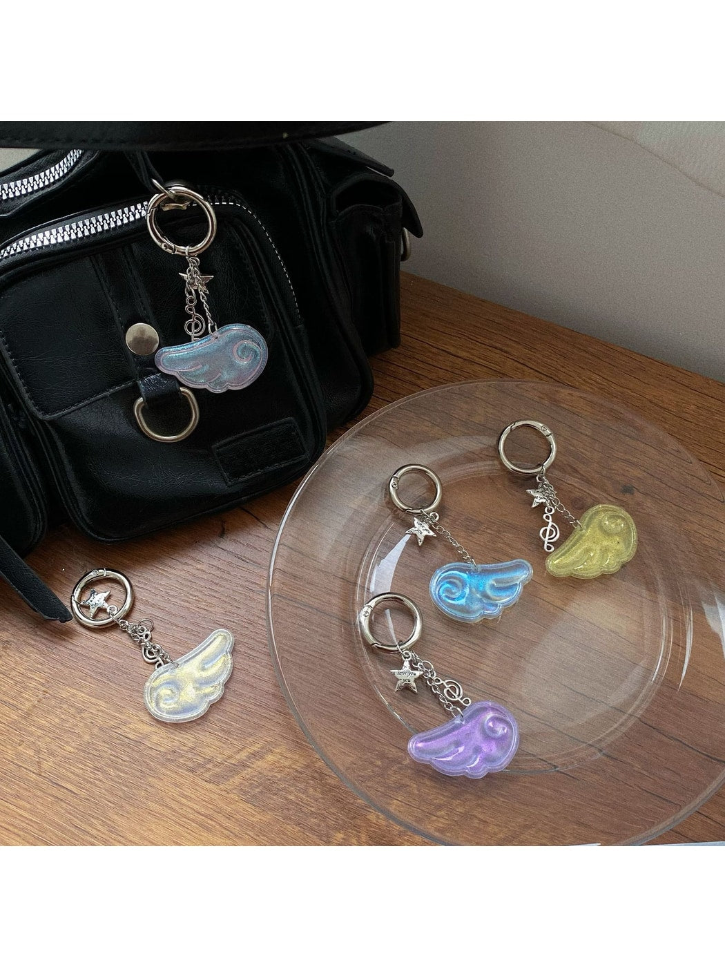 Keypus - Acrylic Alloy Wing Music Note Bag Charm Keychain