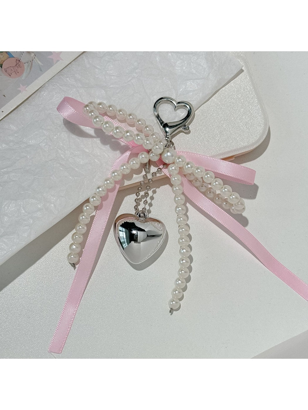 Keypus - Beaded Bow Heart Pendant Bag Charm Keychain