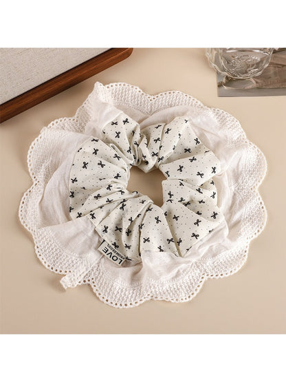 Gifty - Sweet Style Lace Detail Fabric Hair Scrunchie