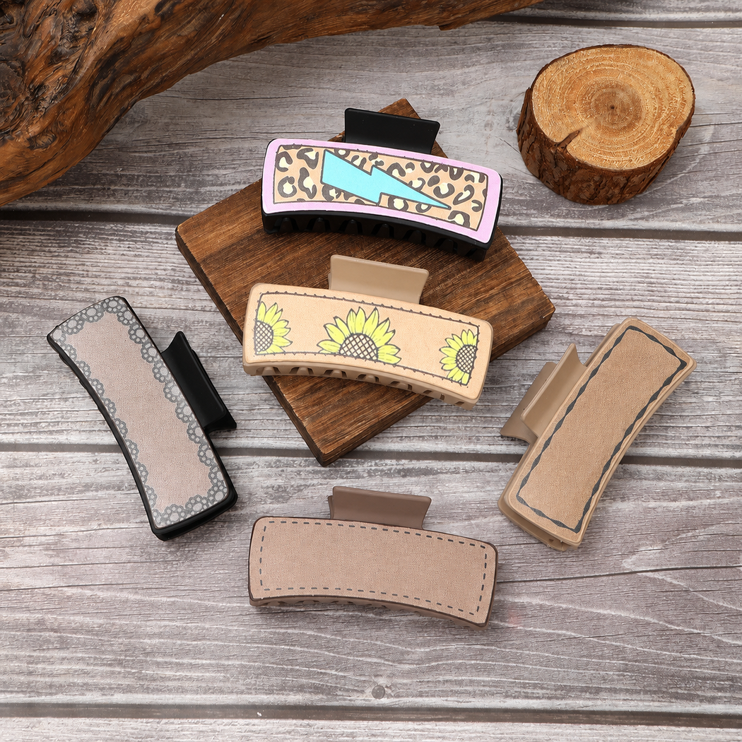 Beau - Western Letter Motif Hair Claw