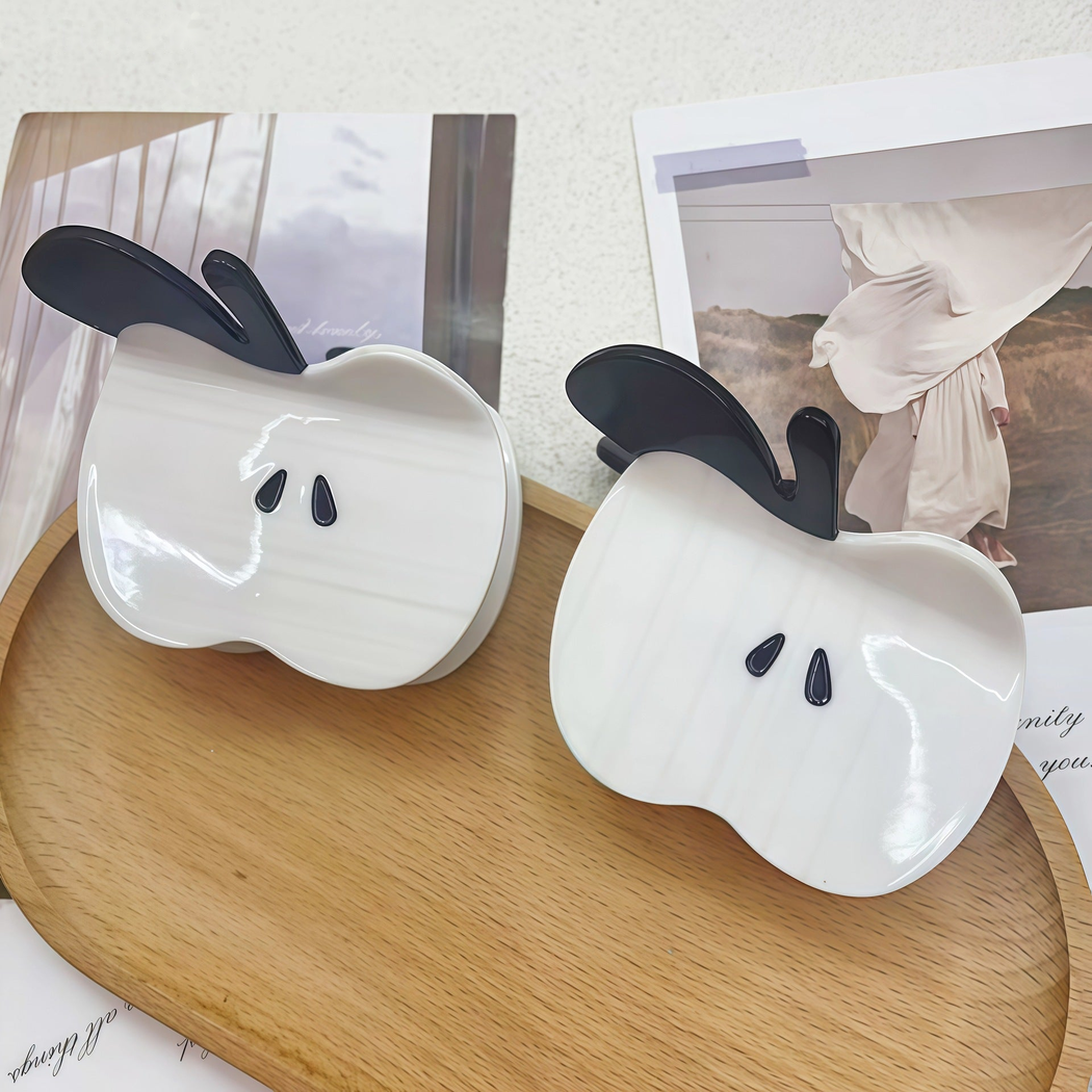 Apple-shaped black-stem hair claw clip