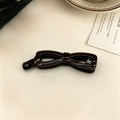 Beau - Bow Openwork Banana Clip