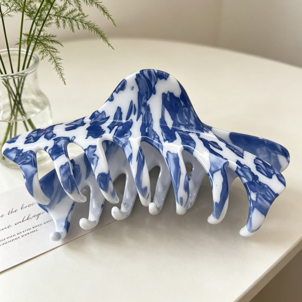 Beau - Blue-White Patterned Hair Claw