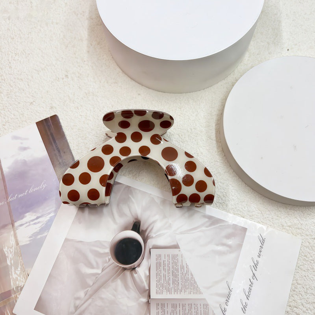 Polka dot arch-shaped hair claw clip