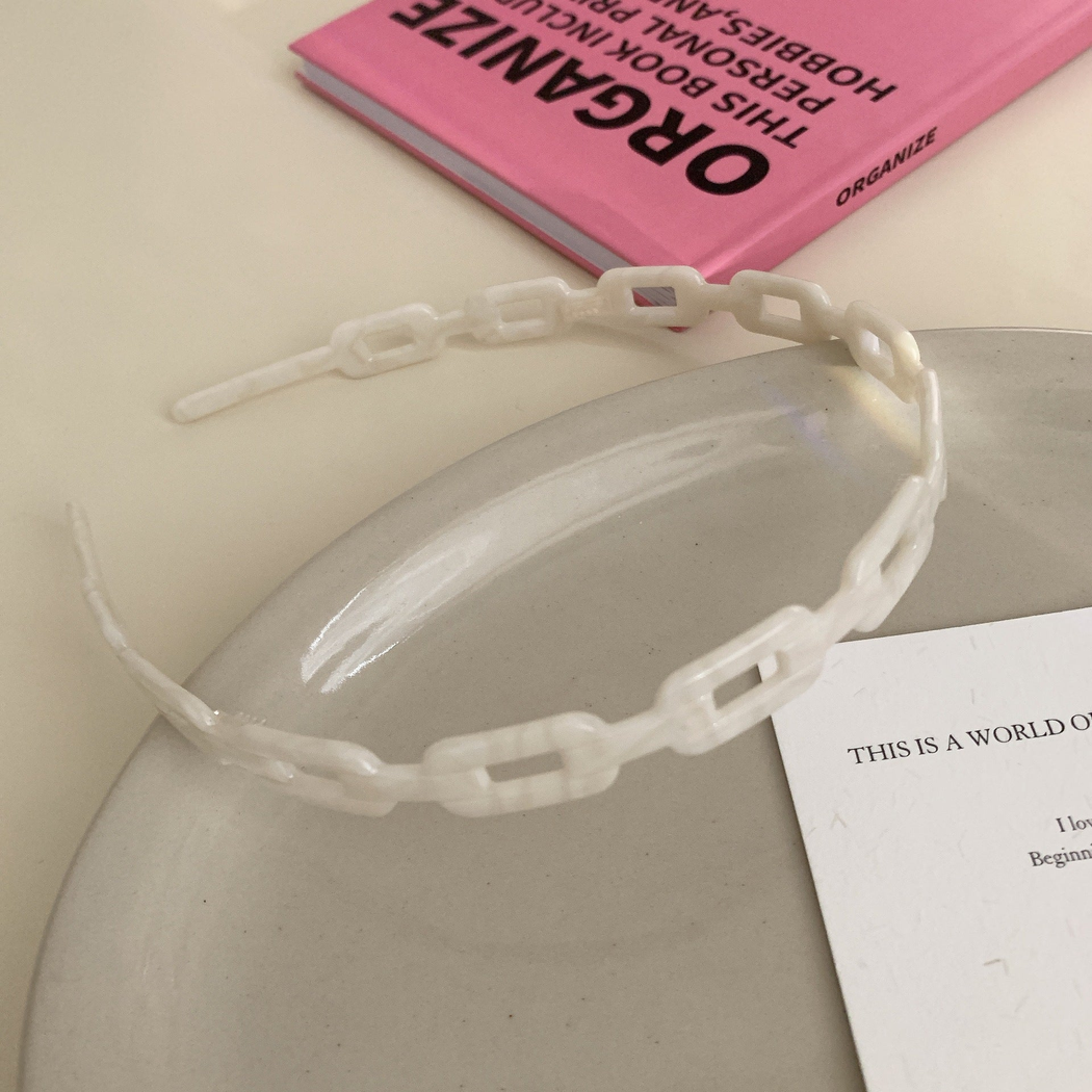 Gifty - Chain-Link Openwork Headband