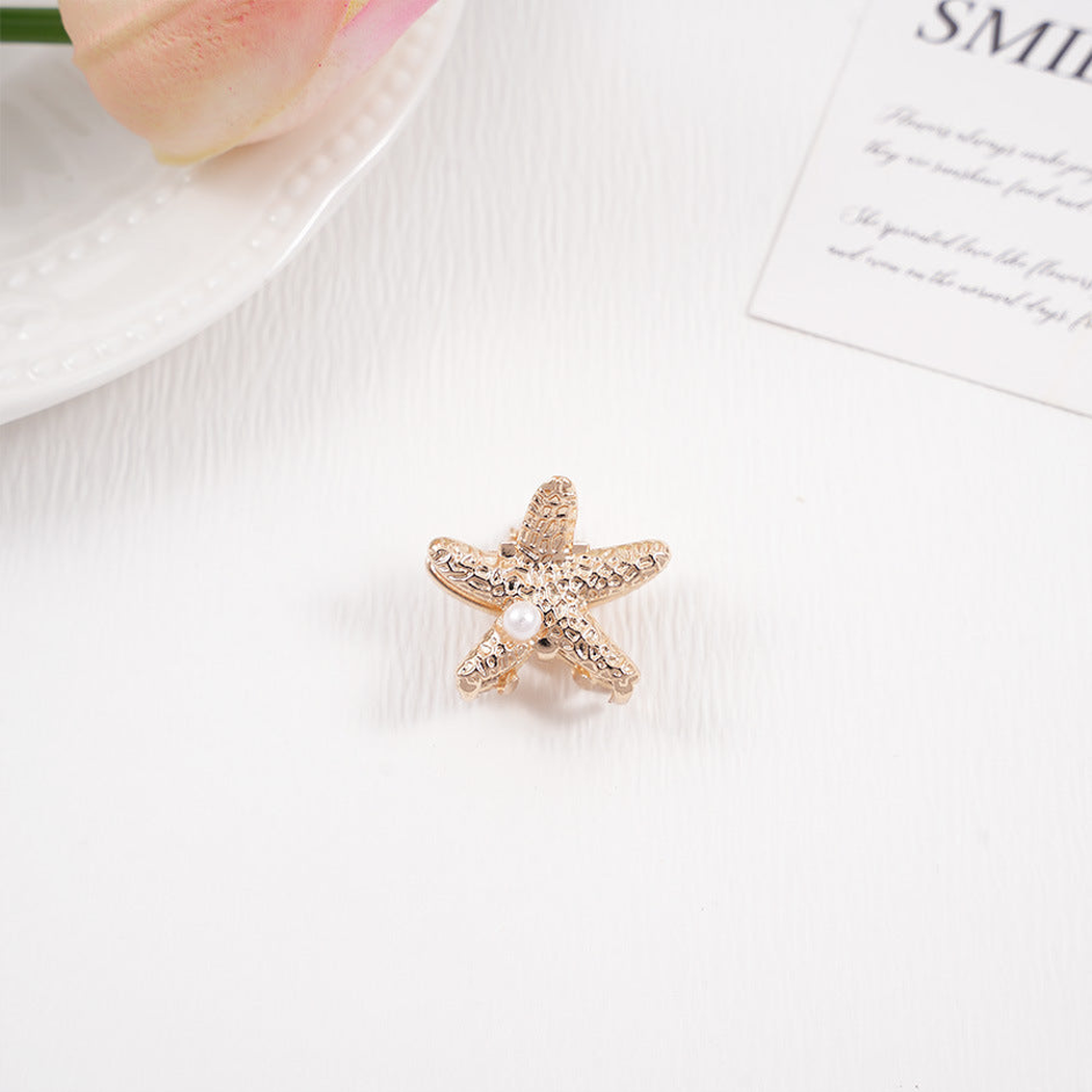 Beau - Ocean-Motif Round-Accent Mini Hair Claw