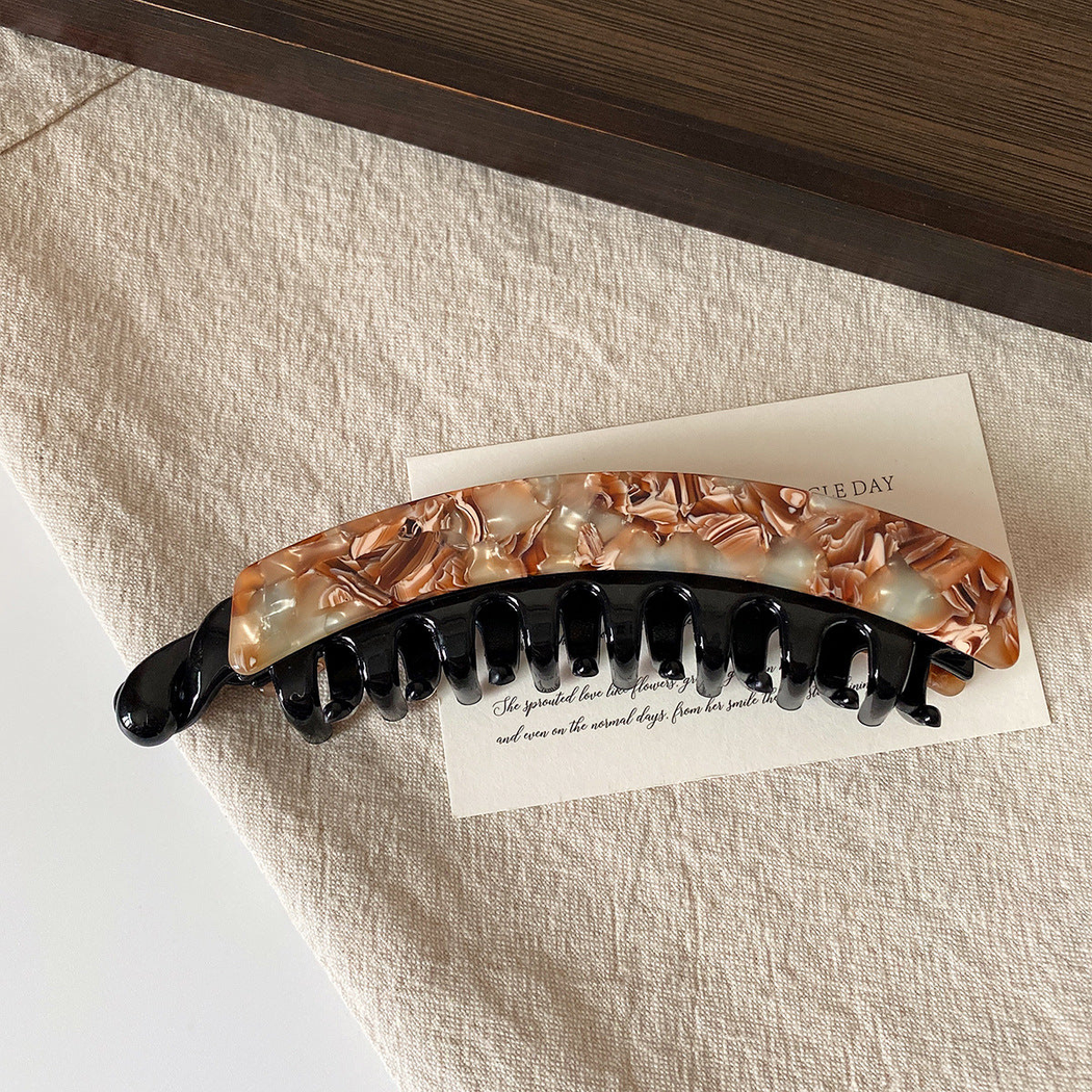 Beau - Curved Marbled Banana Hair Clip