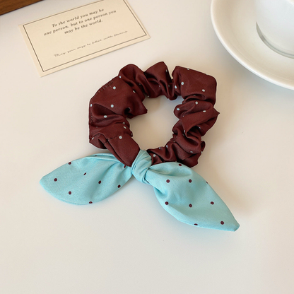 Gifty - Polka Dot Rabbit Ear and Plain Scrunchie