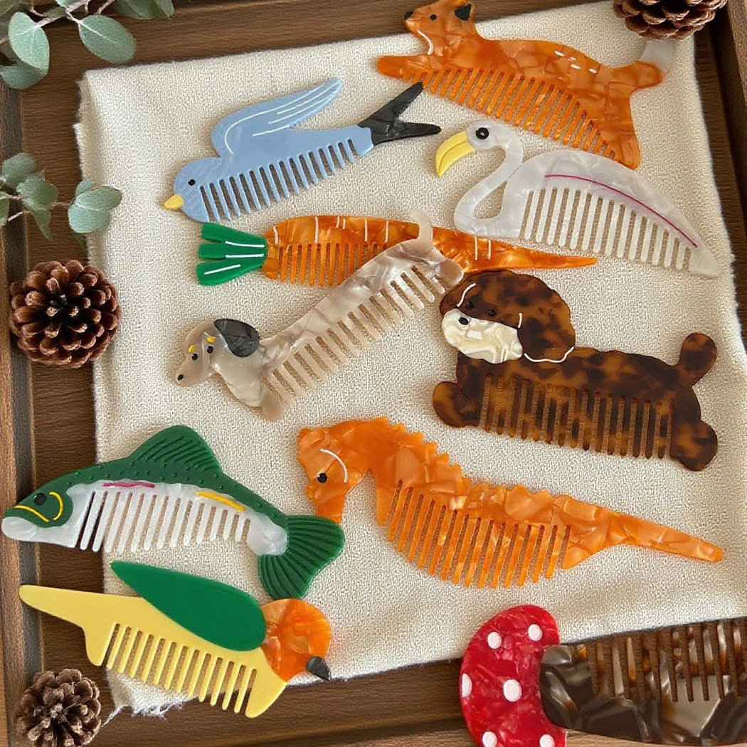 Camerow - Animal and Food Motif Wide-Tooth Comb