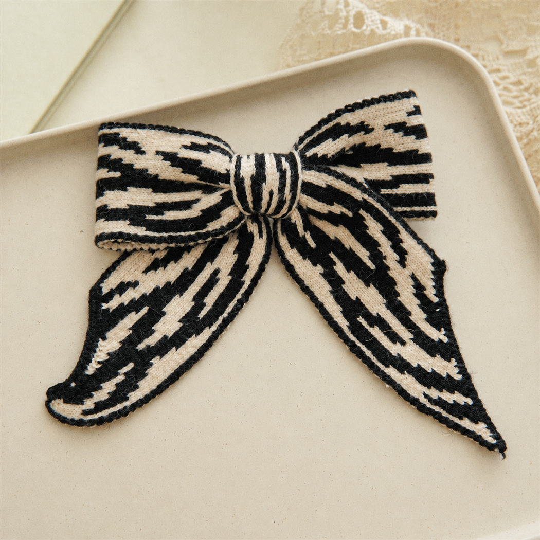 Beau - Bow Textured Hair Clip