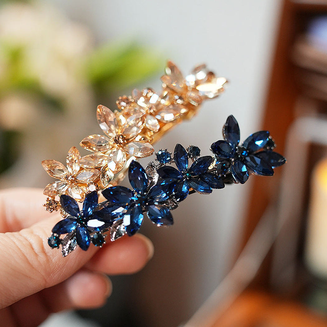 Beau - Floral Cluster Spring Hair Clip