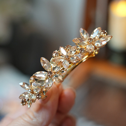 Beau - Floral Cluster Spring Hair Clip