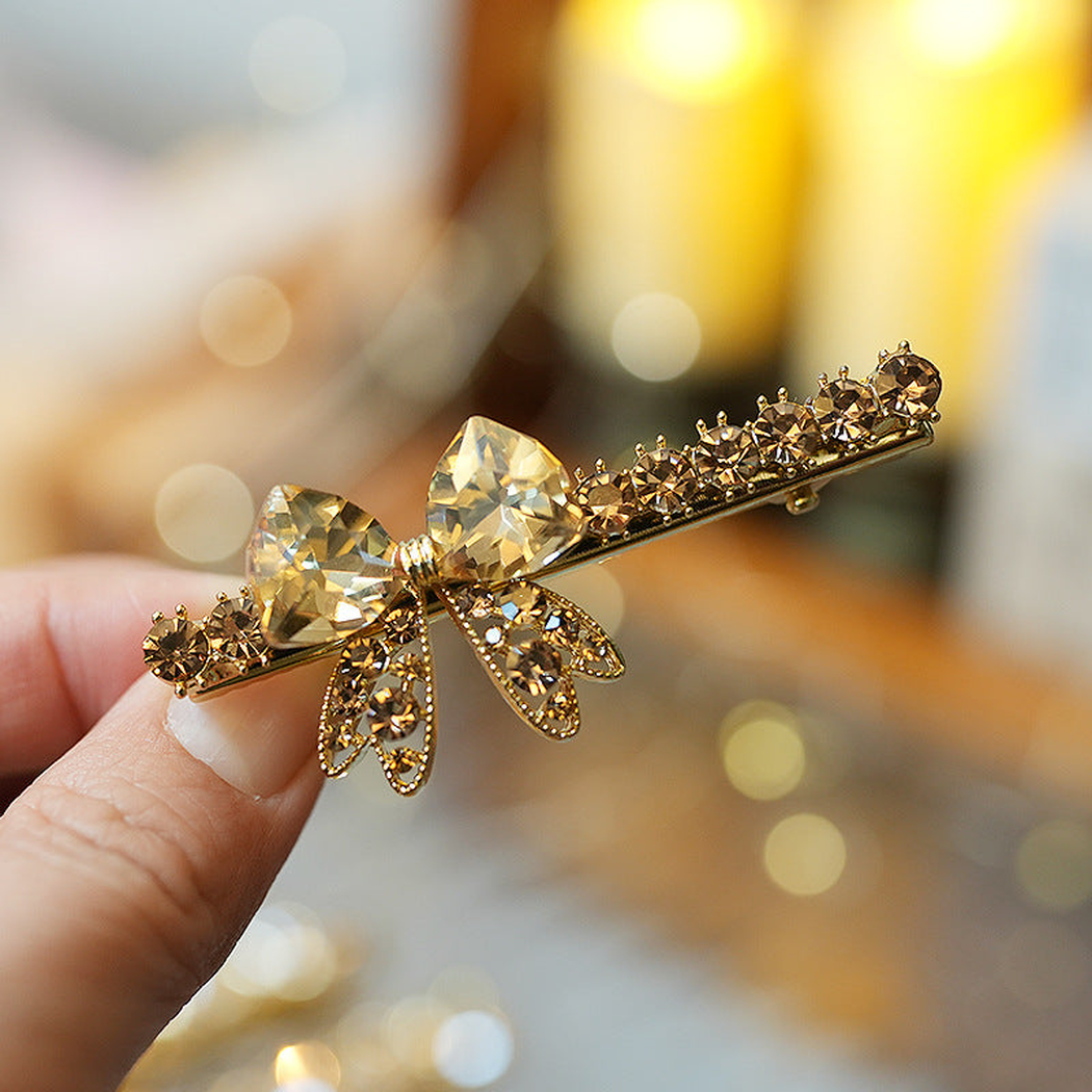 Beau - Bow-Accent Geometric Hair Clip