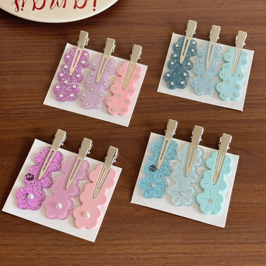 Beau - Three-Piece Floral Scalloped Hair Clips