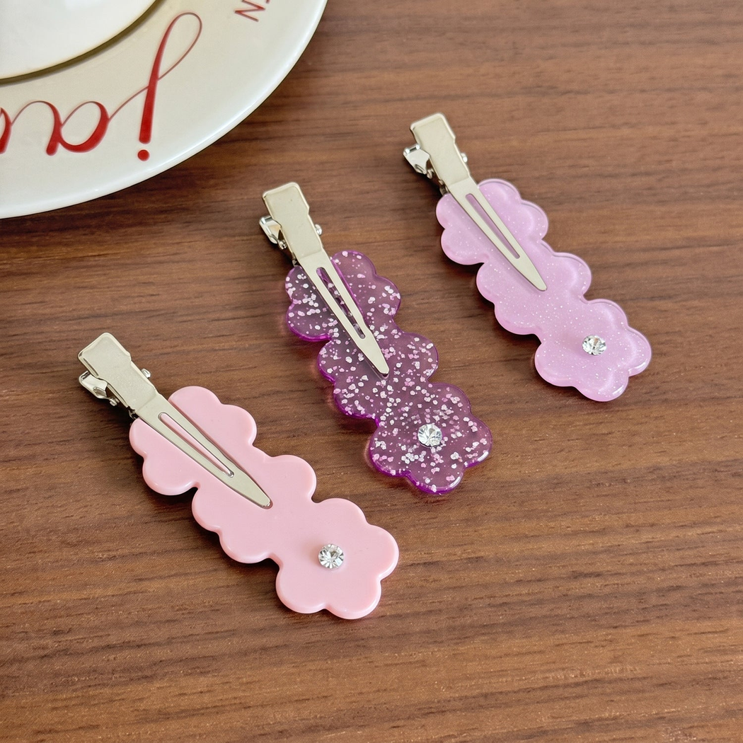 Beau - Three-Piece Floral Scalloped Hair Clips