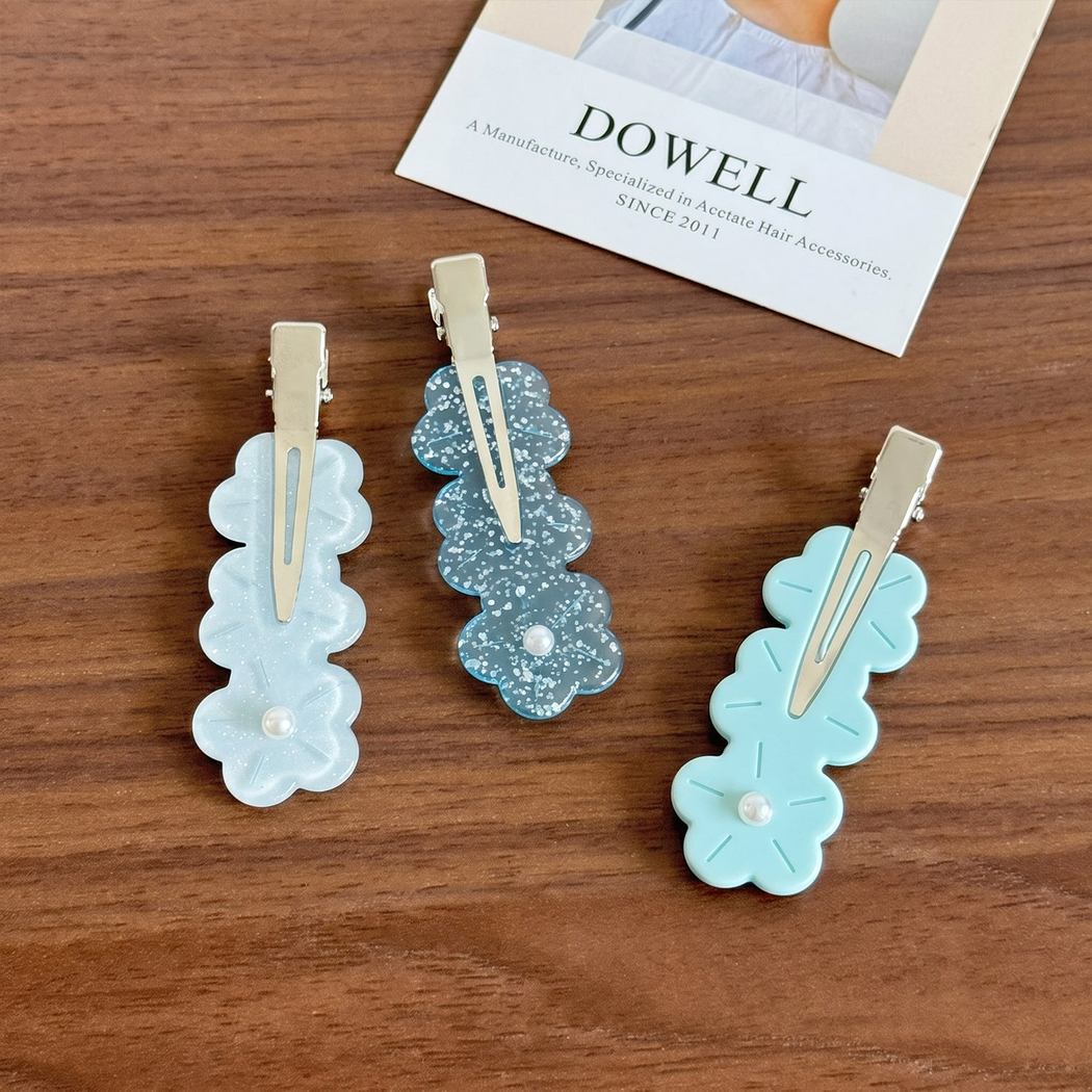 Beau - Three-Piece Floral Scalloped Hair Clips