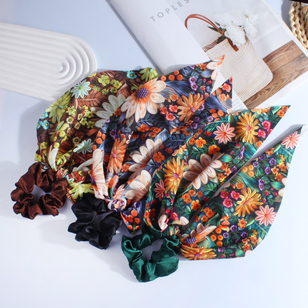 Gifty - Botanical Ribbon-Tail Scrunchie