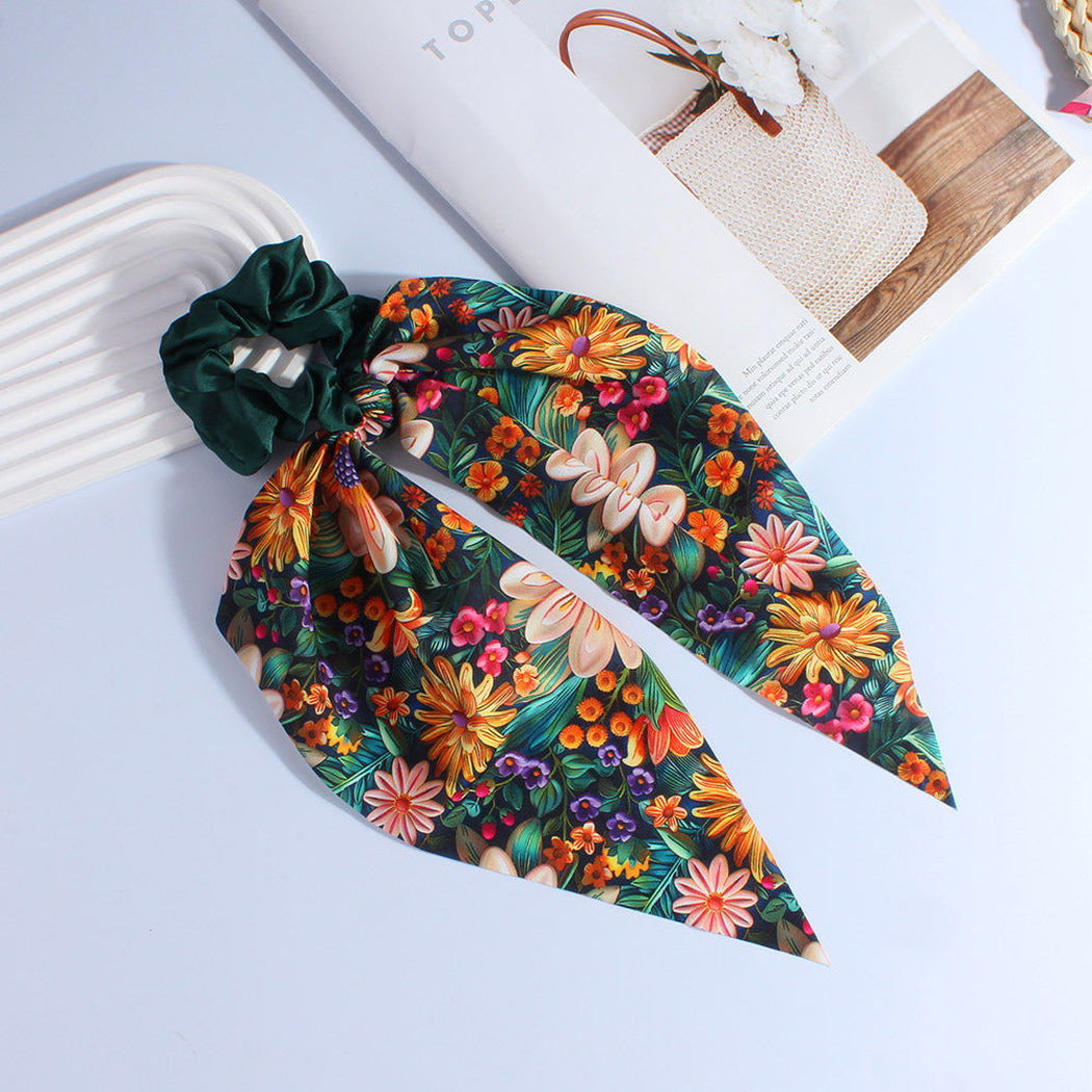 Gifty - Botanical Ribbon-Tail Scrunchie